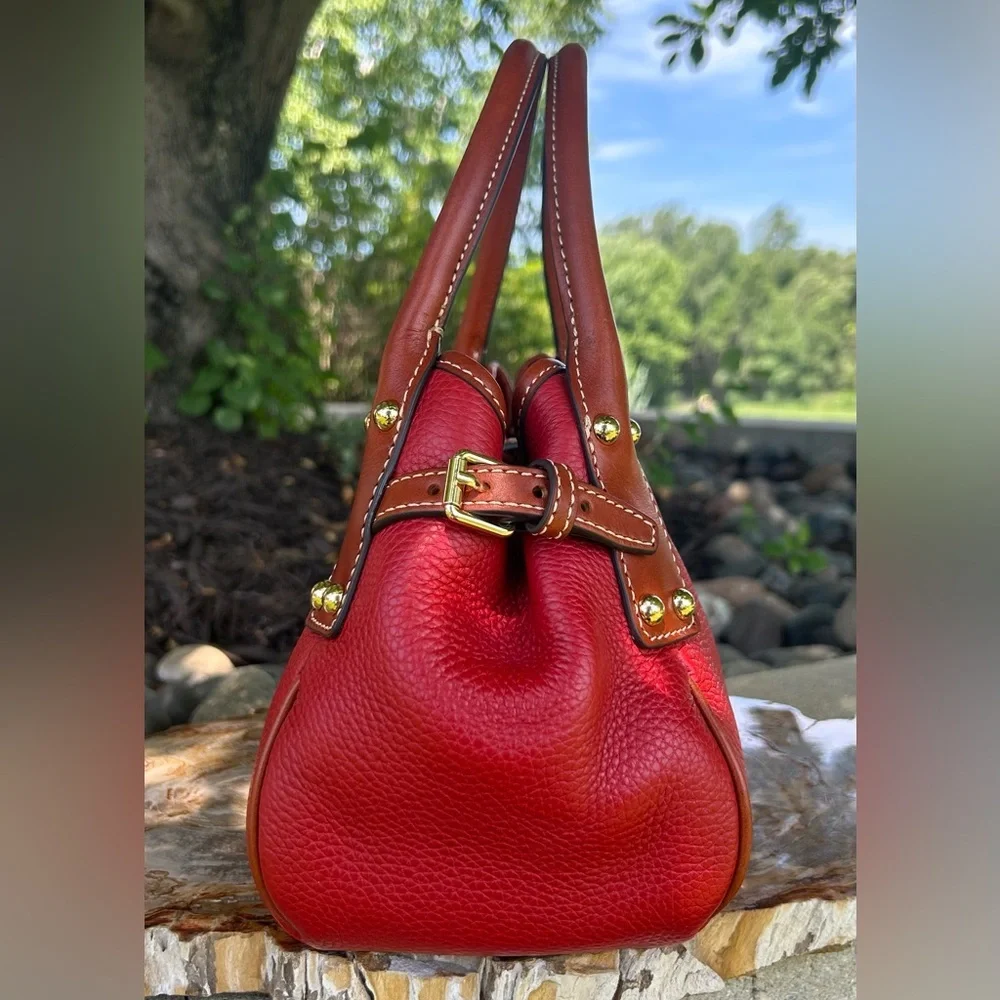 Dooney & Bourke this absolutely